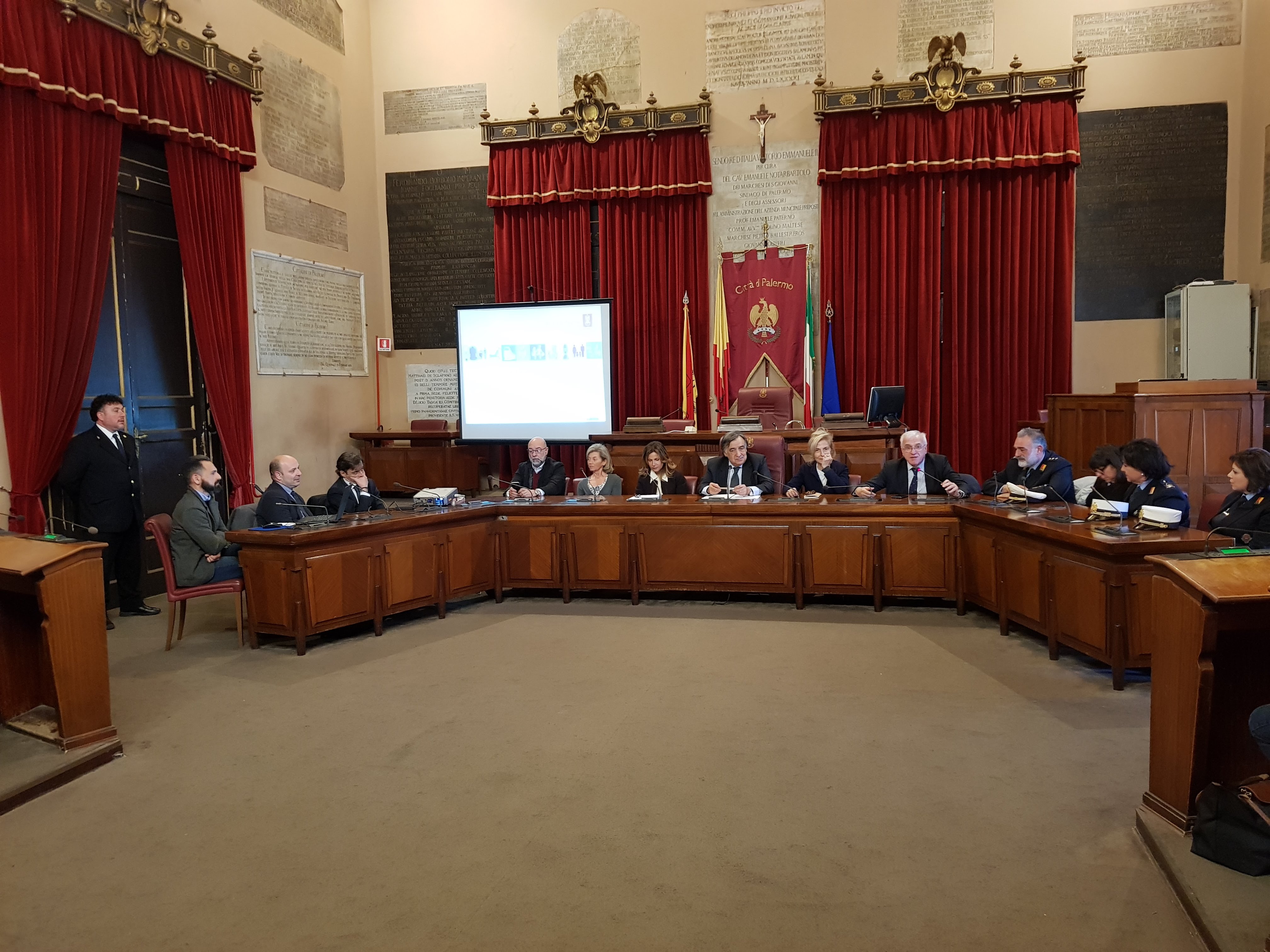 Facciamo Squadra. Presentato il progetto a Palazzo delle Aquile