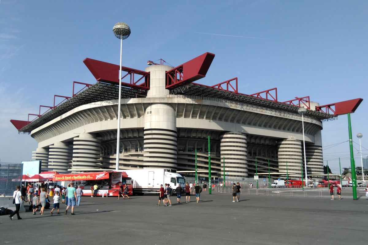 Milan-Craiova Europa League