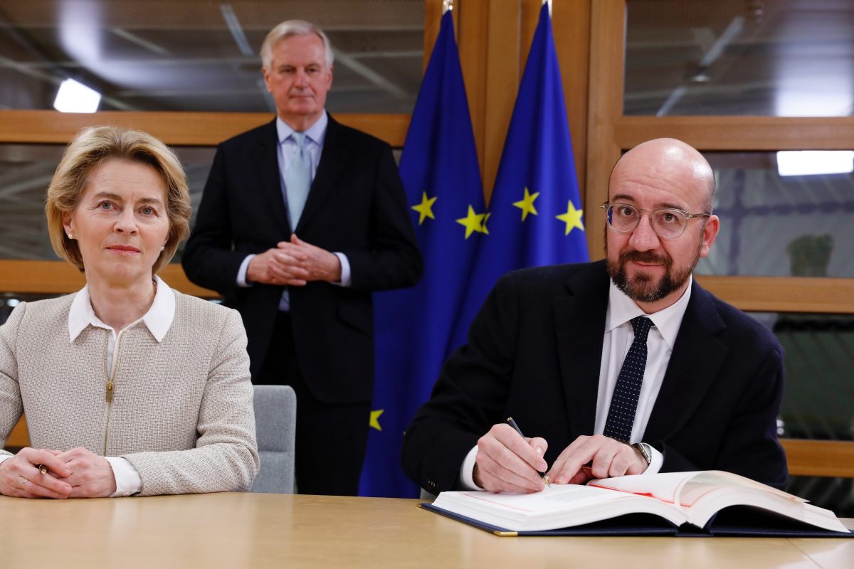 VON DER LEYEN E MICHEL FIRMANO L'ACCORDO DI RECESSO DEL REGNO UNITO DALL'UNIONE EUROPEA