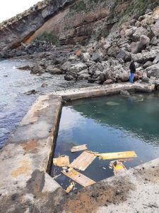 costone sovrastante le vasche di Gadir