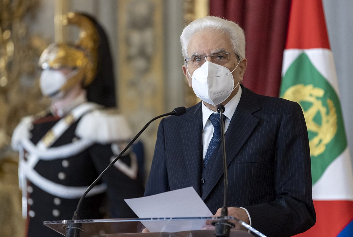 Mattarella al Meeting “Vaccinarsi è un dovere, serve responsibilità”