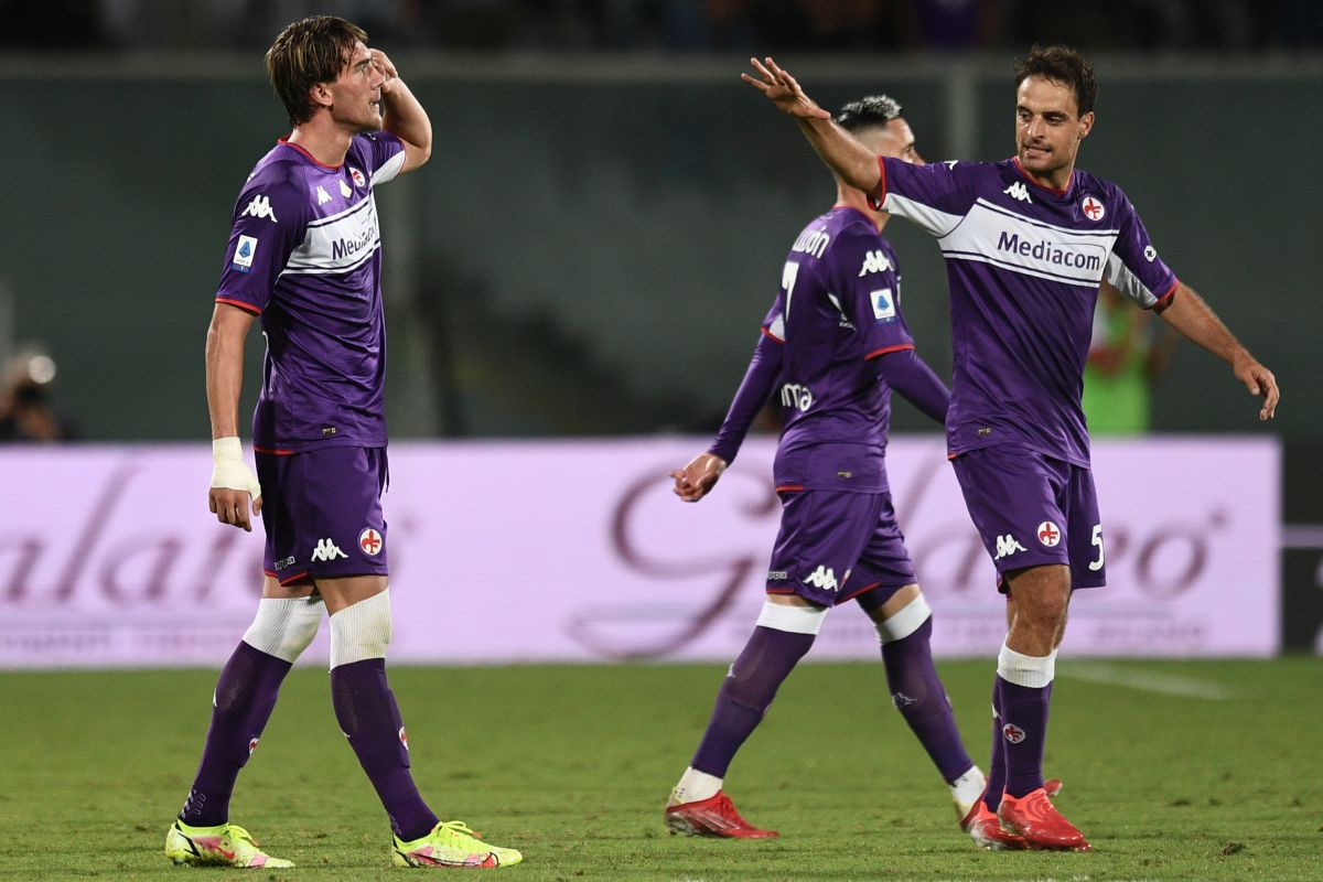 Gonzalez e Vlahovic trascinano i viola, Toro battuto 2-1