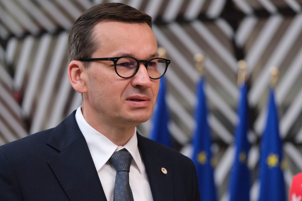 Polonia, Morawiecki “Non accettiamo ricatti dall’Ue”