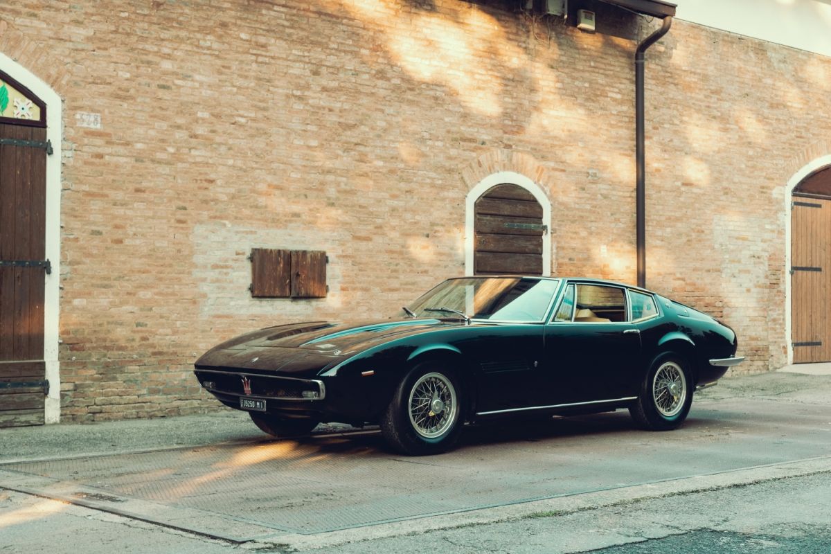 Il vento di Maserati Ghibli soffia da 55 anni