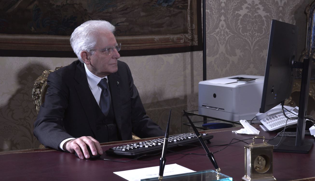 P.A., Mattarella scarica il primo certificato digitale