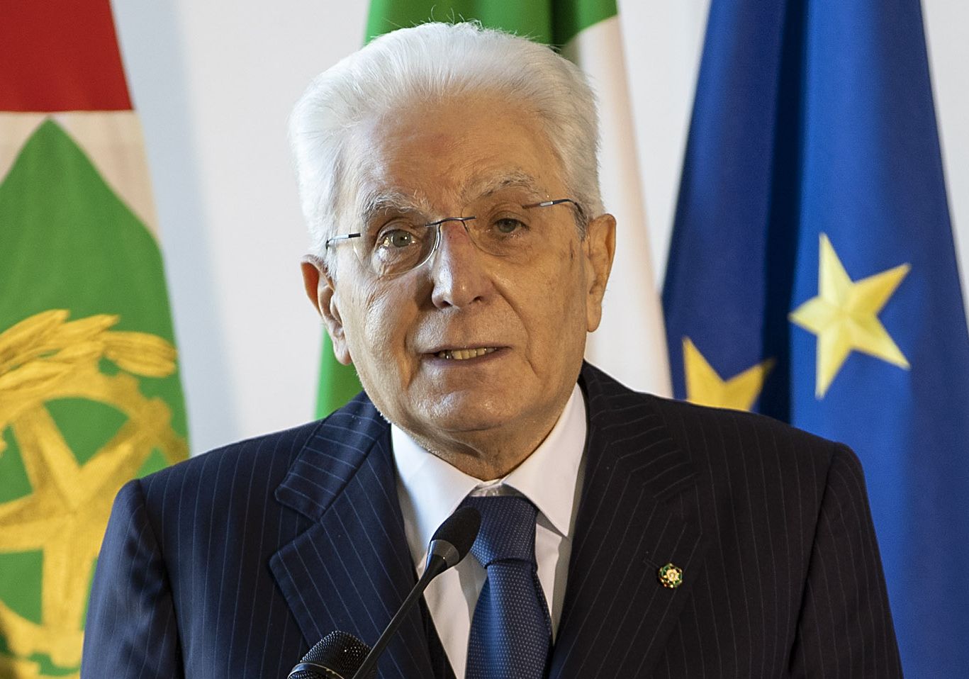 Violenza contro le donne, Mattarella “Educare al rispetto e alla parità”