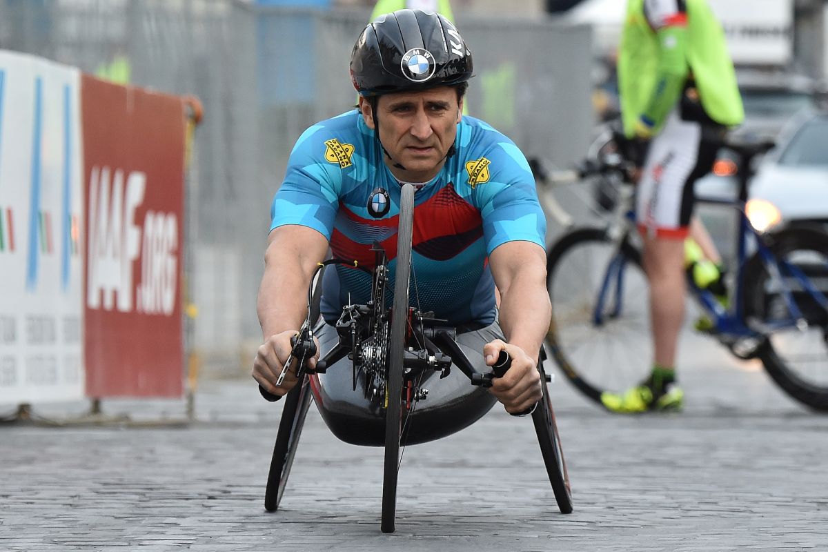 “Zanardi è tornato a casa”, annuncio ai Collari d’Oro