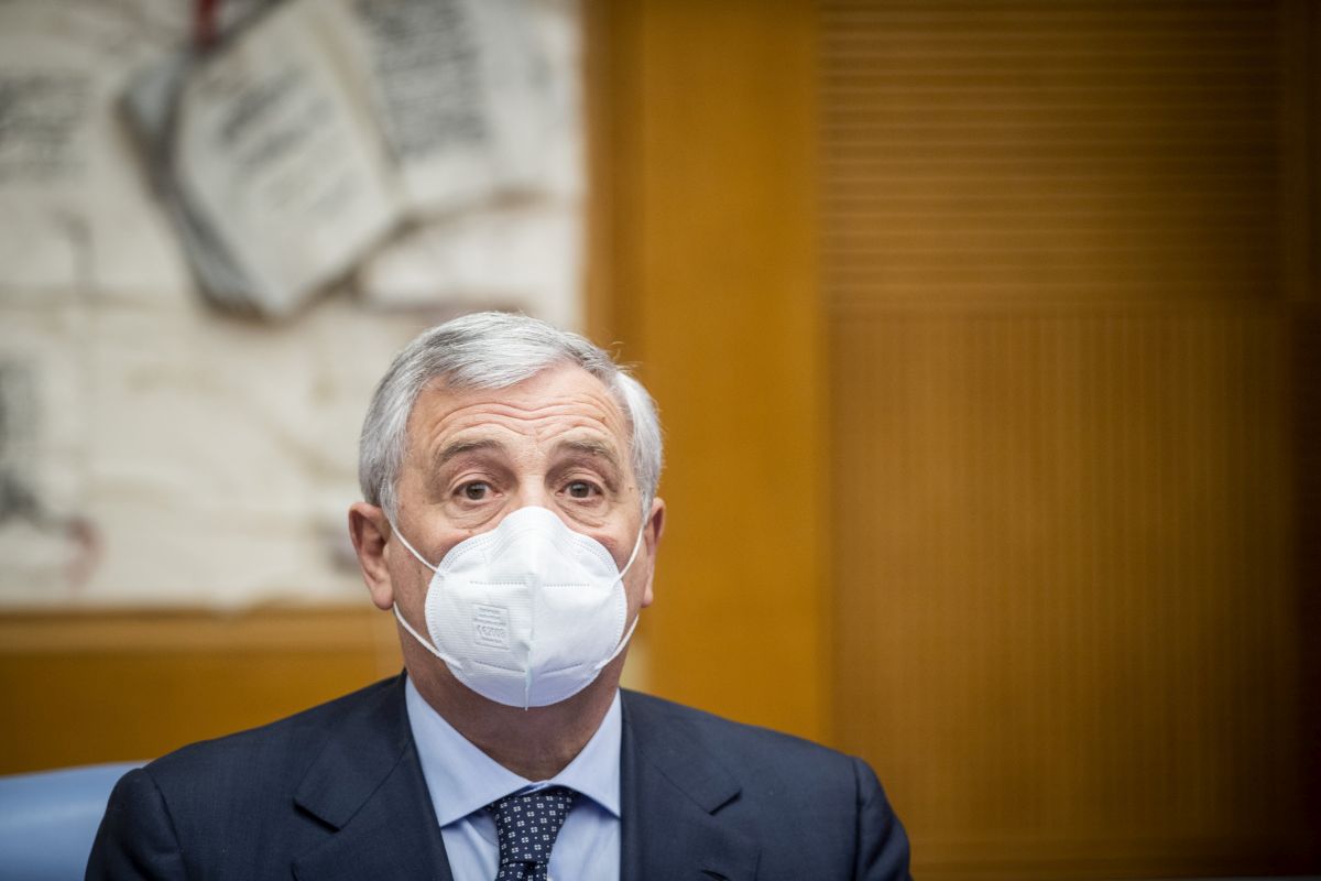 Quirinale, Tajani “Oggi il centrodestra unito voterà Casellati”