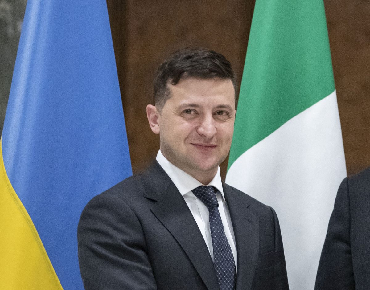 Ucraina, Zelensky: “Non abbiamo paura della Russia, non cediamo nulla”