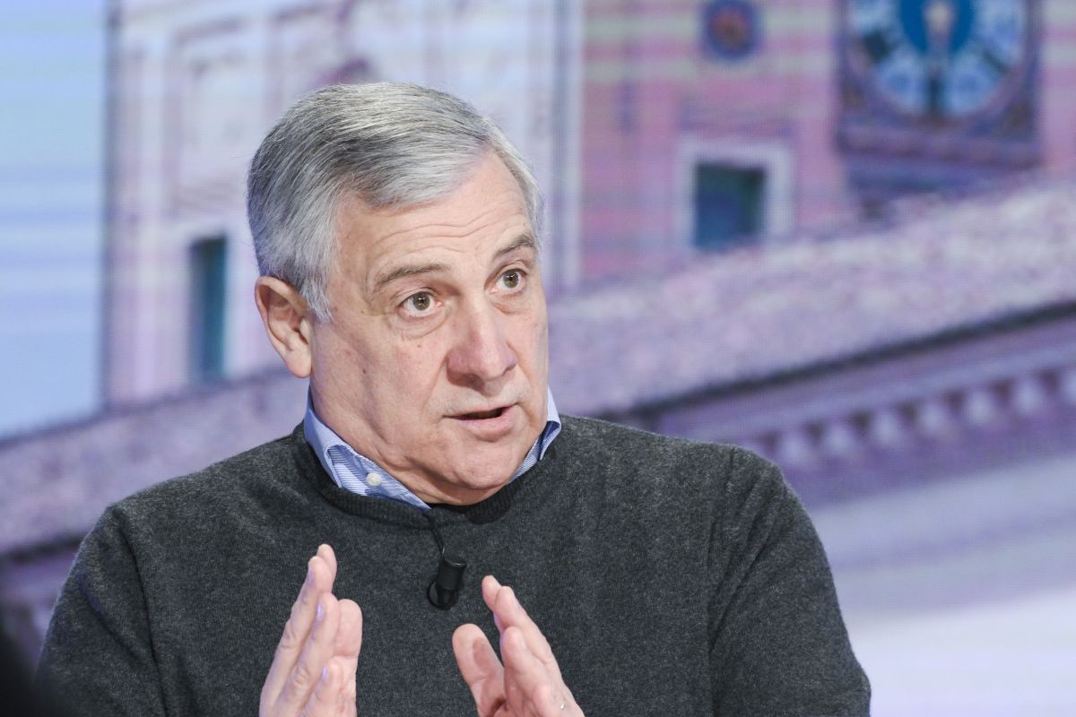 Ucraina, Tajani: “Serve un’Europa politica forte”