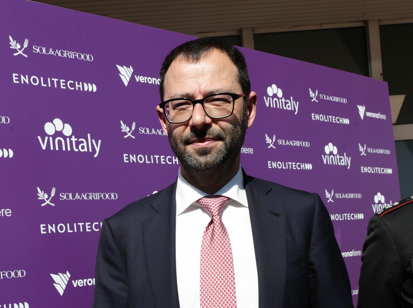 Vinitaly, Patuanelli: “E’ l’edizione della ripresa”