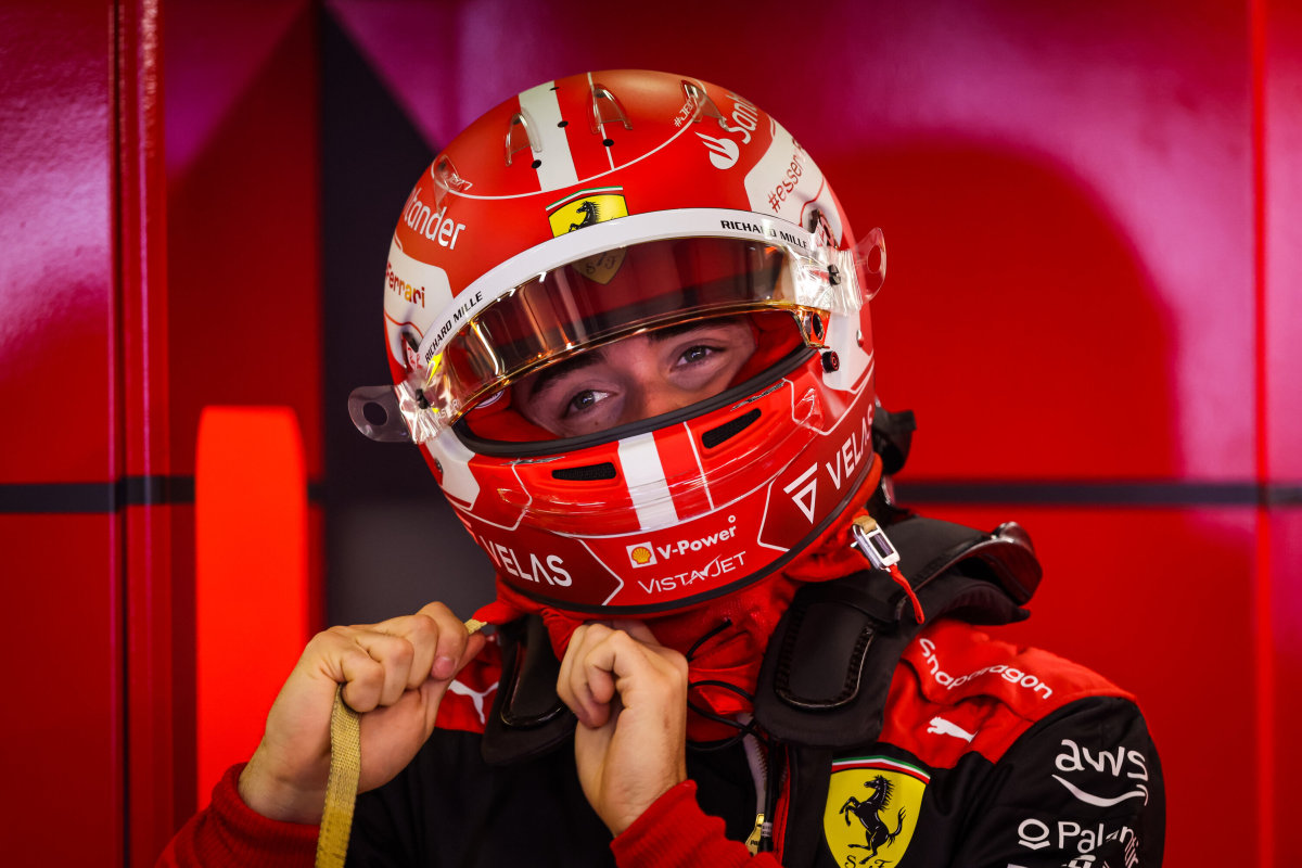 La Ferrari di Leclerc conquista la pole in Australia