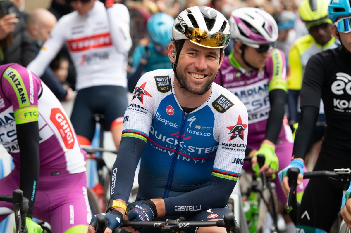 Cavendish vince in volata la 3^ tappa, Van der Poel resta in rosa