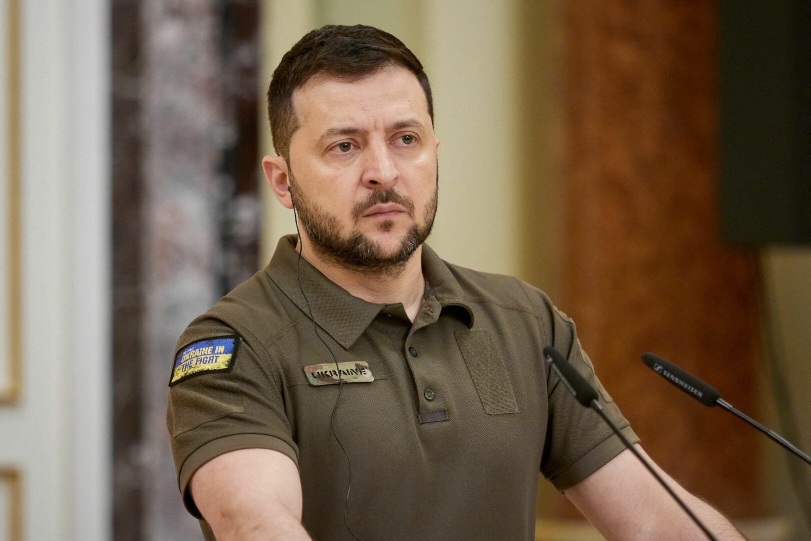 Zelensky “Non c’è alternativa, dobbiamo combattere e vincere”