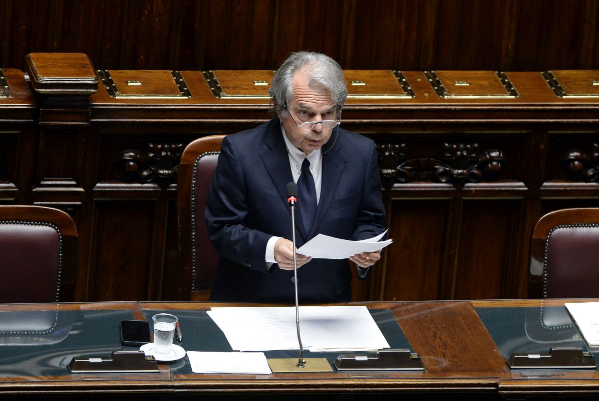 Brunetta “Salario minimo un grande malinteso, le soluzioni sono altre”