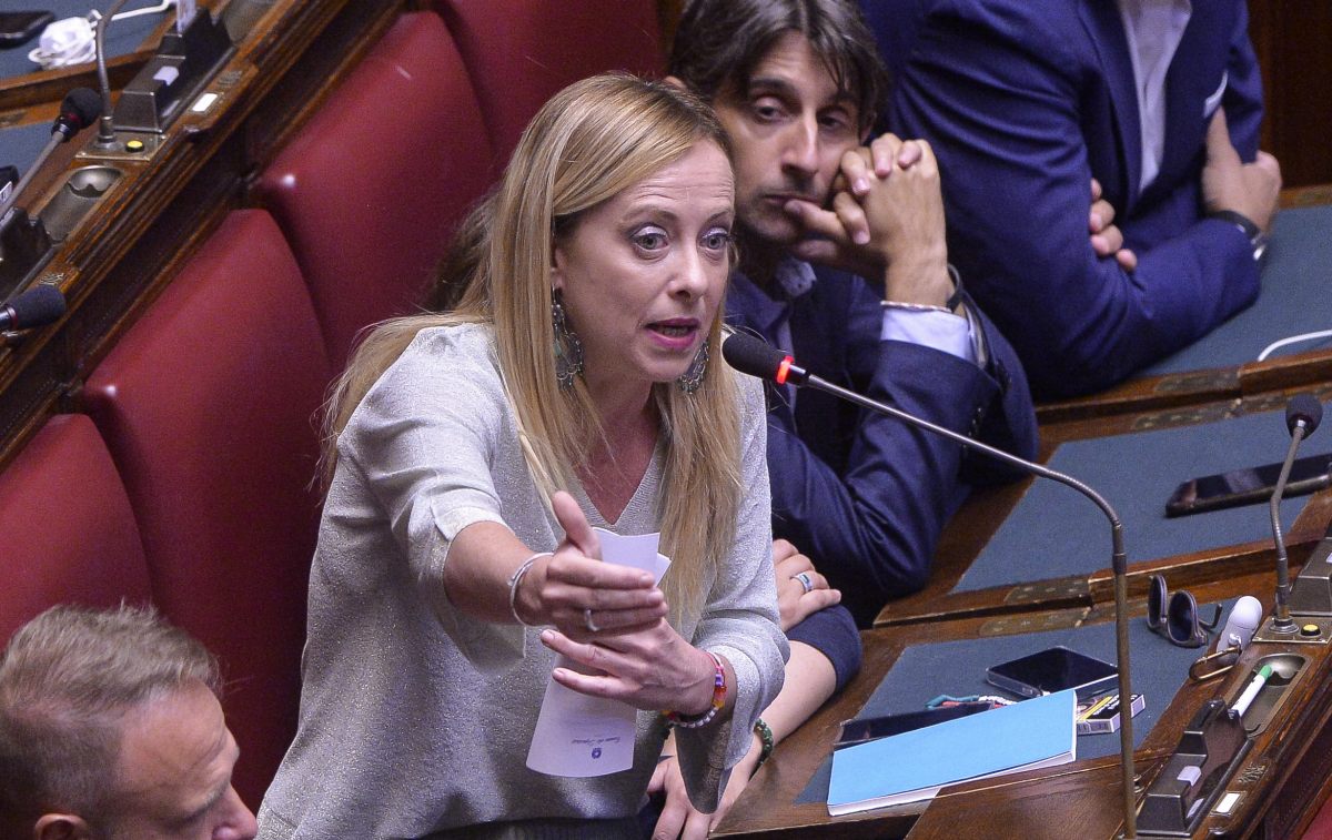 Meloni “Basta giochi di palazzo, elezioni subito”