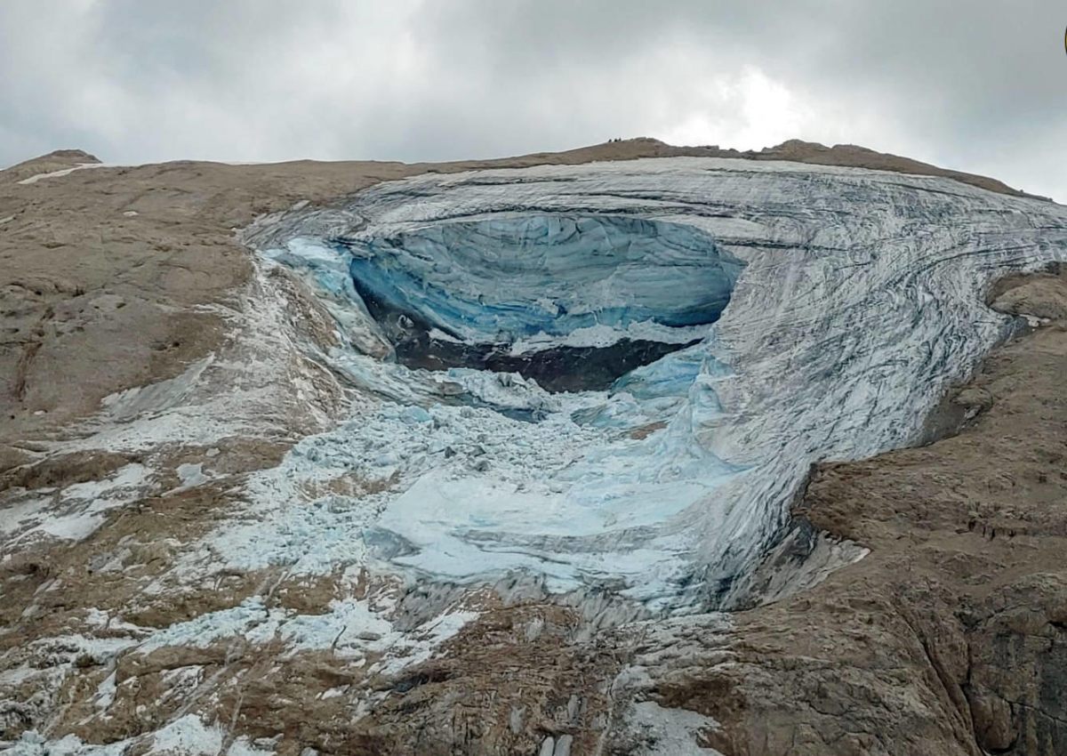 Chiuso il massiccio della Marmolada, scendono a 5 i dispersi