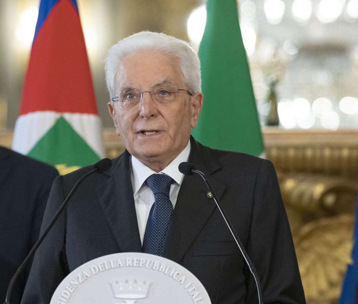 Ucraina, Mattarella “La Russia riporta indietro l’orologio della storia”