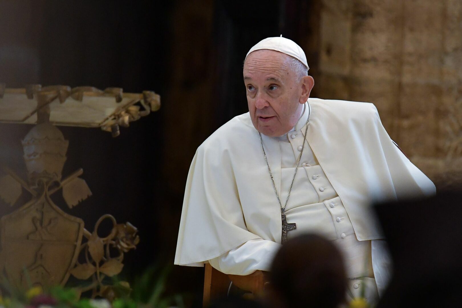 Appello Papa Francesco “Ue non lasci sola l’Italia sul fronte dell’immigrazione”