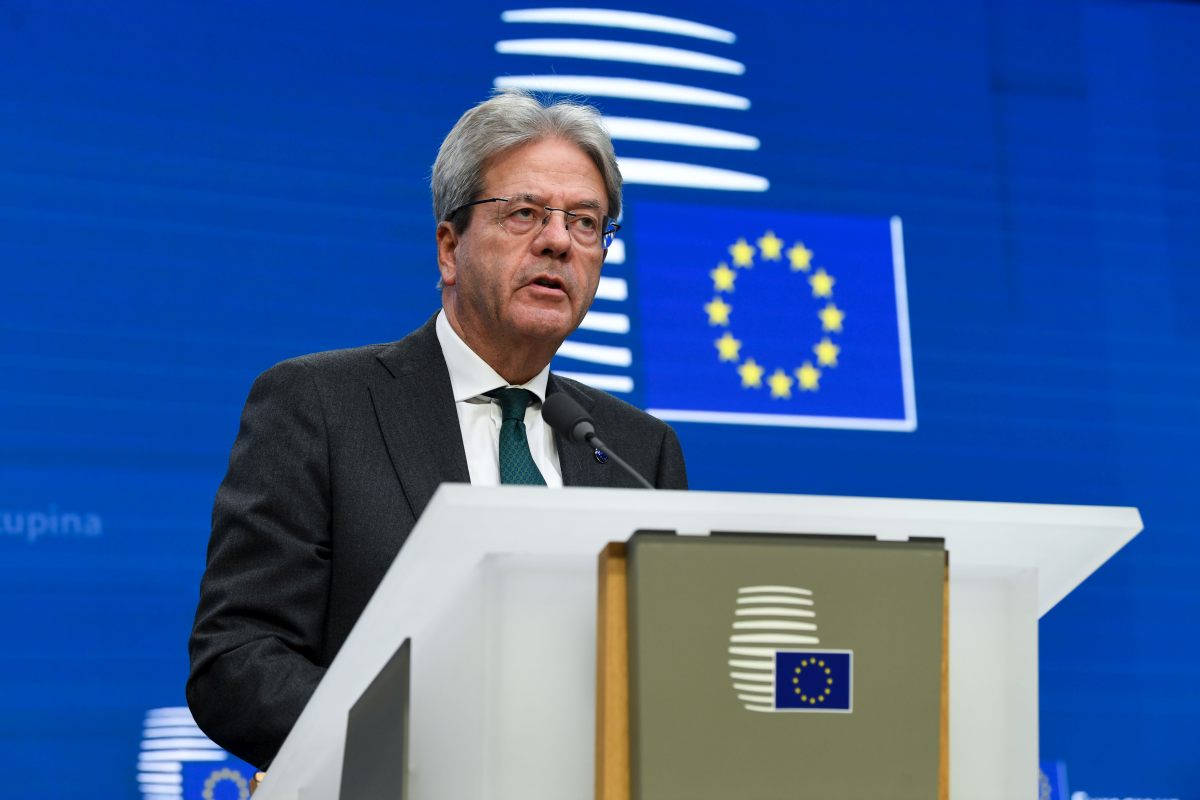 Ue, Gentiloni “Crescita e investimenti vanno incoraggiati”