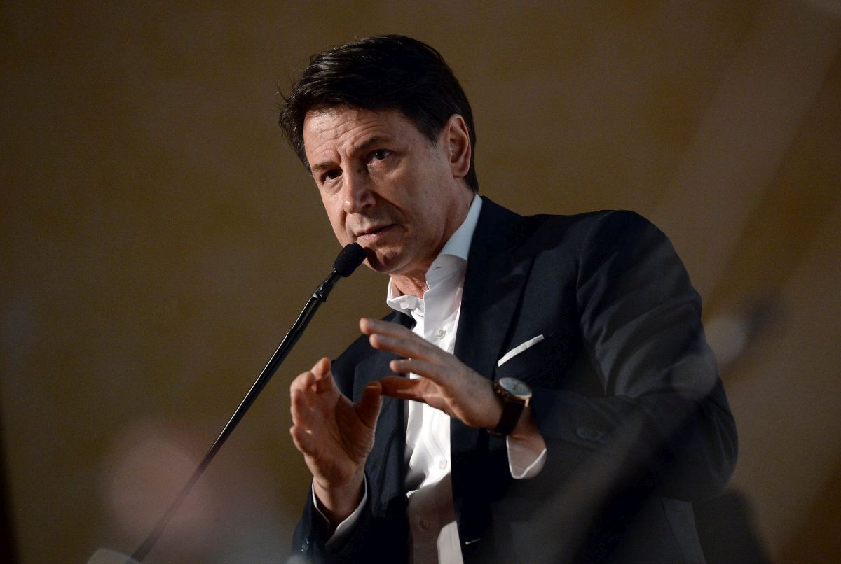 Conte “Governo forte con i deboli e debole con i forti”