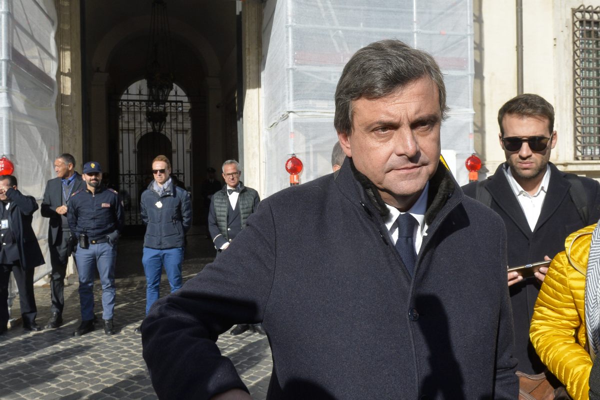 Calenda “Manovra grigia e inutile, piena di mancette”