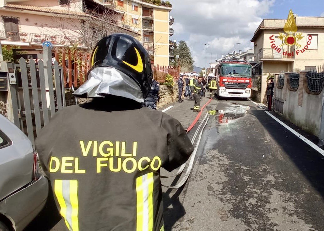 Scontro in volo tra due ultraleggeri dell’Aeronautica Militare, 2 morti