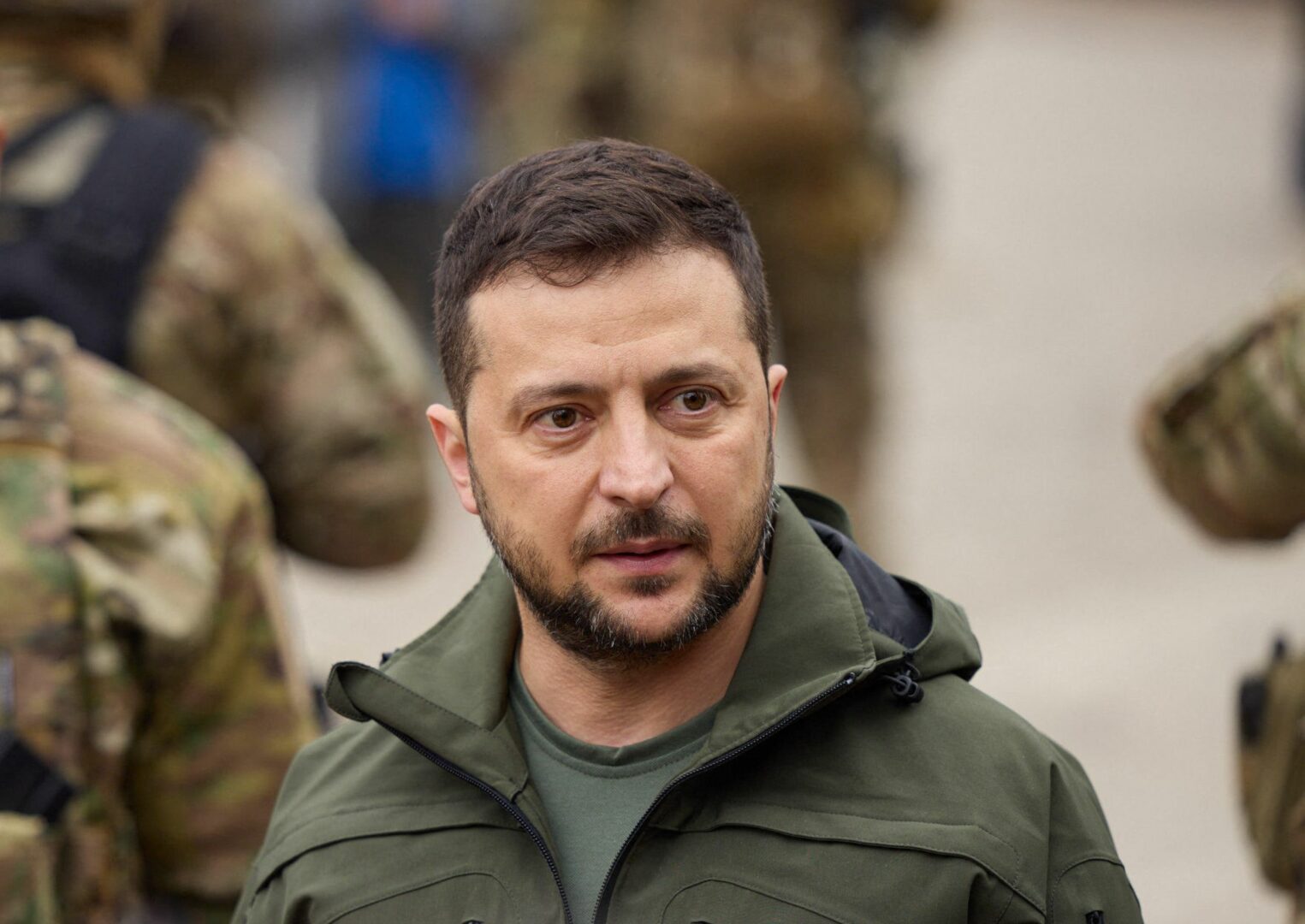 Zelensky “Celebriamo la Pasqua con una fede incrollabile nella vittoria”