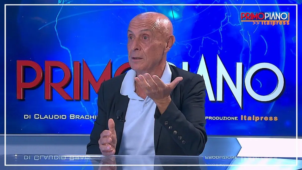 Ue, Minniti “Serve un patto con l’Africa su investimenti e migrazioni”