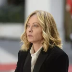 Meloni a Leone XIV “Il mondo ha disperato bisogno di pace”