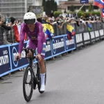 Hoole vince la crono di Pisa, Del Toro resta maglia rosa