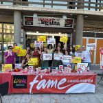 In Piazza Castelnuovo allestita un’osteria con un menù con portate difficili da digerire: da “Liberi di corrompere” alla Legge Bavaglio, dal gioco d’azzardo al rischio privatizzazione dei beni confiscati