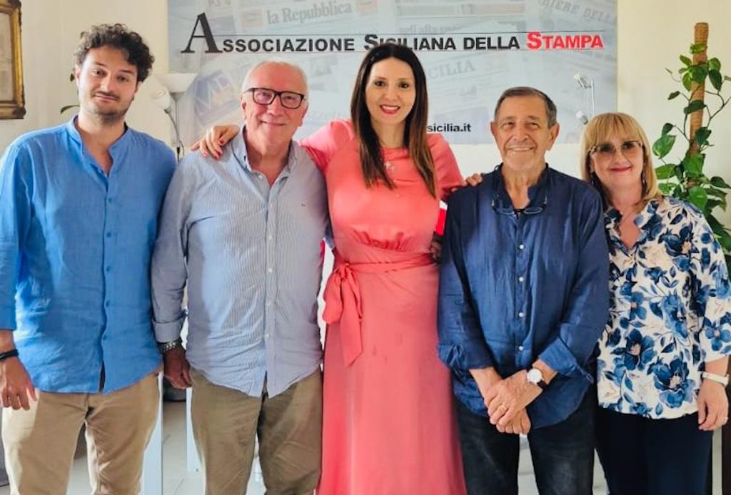 ce94fb41-74eb-449a-997d-4c9136461a20