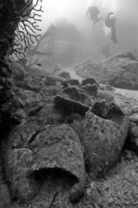 Le anfore del relitto A di Capo Graziano_photo Soprintendenza del Mare