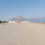 Campofelice di Roccella, intervento di pulizia della spiaggia dalla Torre Roccella all’Afem