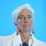 Lagarde “Economia globale in fase difficile ma crescita stabile”