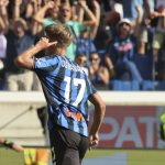 Poker dell’Atalanta al Lecce, doppietta De Ketelaere