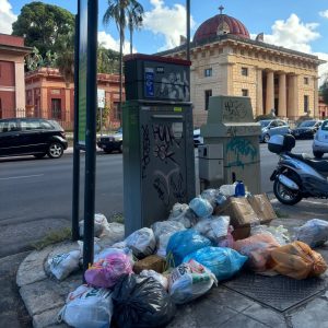Immondizia a Palermo