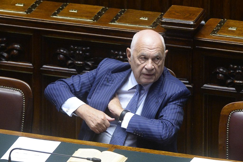 /var/www/clients/client1/web6/web/wp-content/uploads/2025/11/20251108_0369