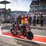 Pole position di Bezzecchi su Alex Marquez a Valencia, Bagnaia 16°