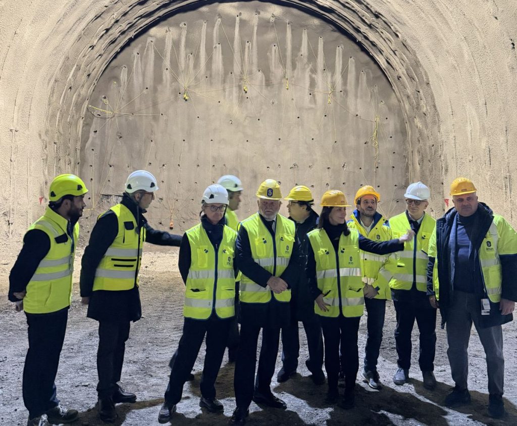 /var/www/clients/client1/web6/web/wp-content/uploads/2025/11/20251119_0641