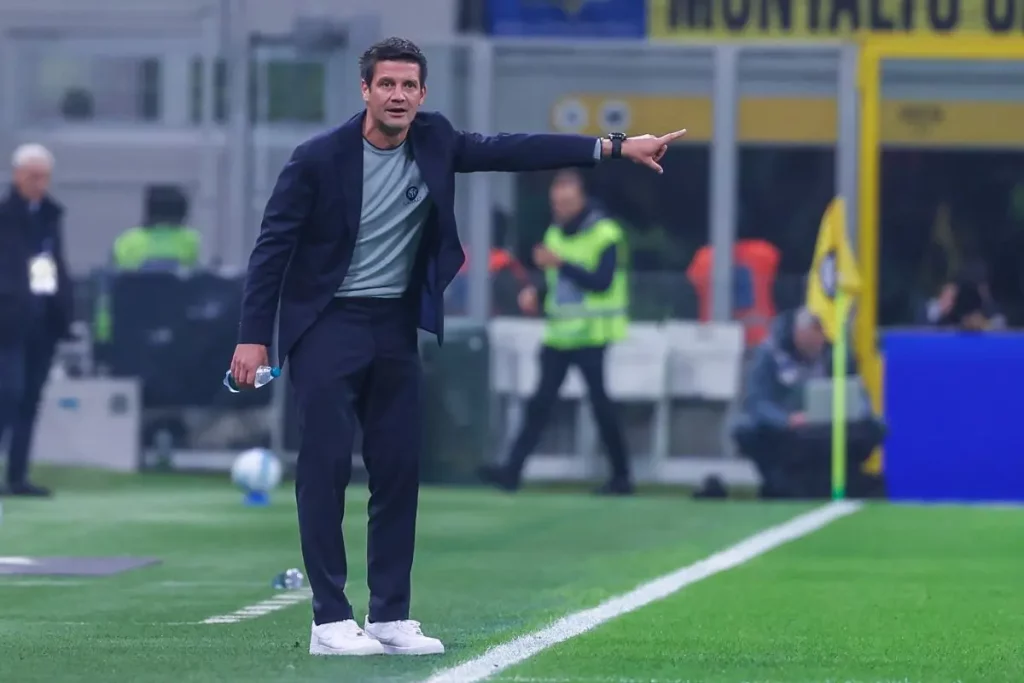 /var/www/clients/client1/web6/web/wp-content/uploads/2025/11/20251122_0880