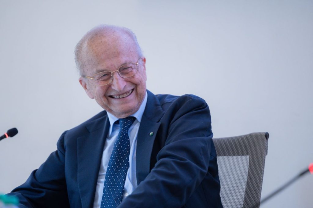 /var/www/clients/client1/web6/web/wp-content/uploads/2025/11/20251123_0191