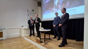 /var/www/clients/client1/web6/web/wp-content/uploads/2025/12/20251203_0546