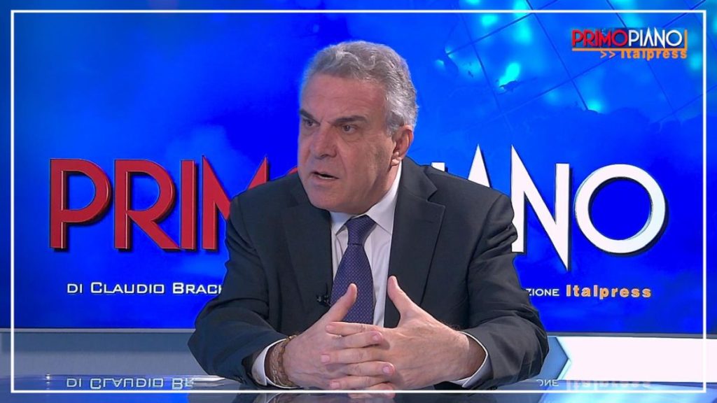 /var/www/clients/client1/web6/web/wp-content/uploads/2025/12/20251216_2331