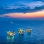 Cina, il più grande giacimento offshore registra una produzione record di petrolio e gas