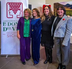 Da Sx Tiziana Galdolfo Roberta Urso Flora Mondello e Irene Taormina