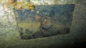 C47_particolare finestrino