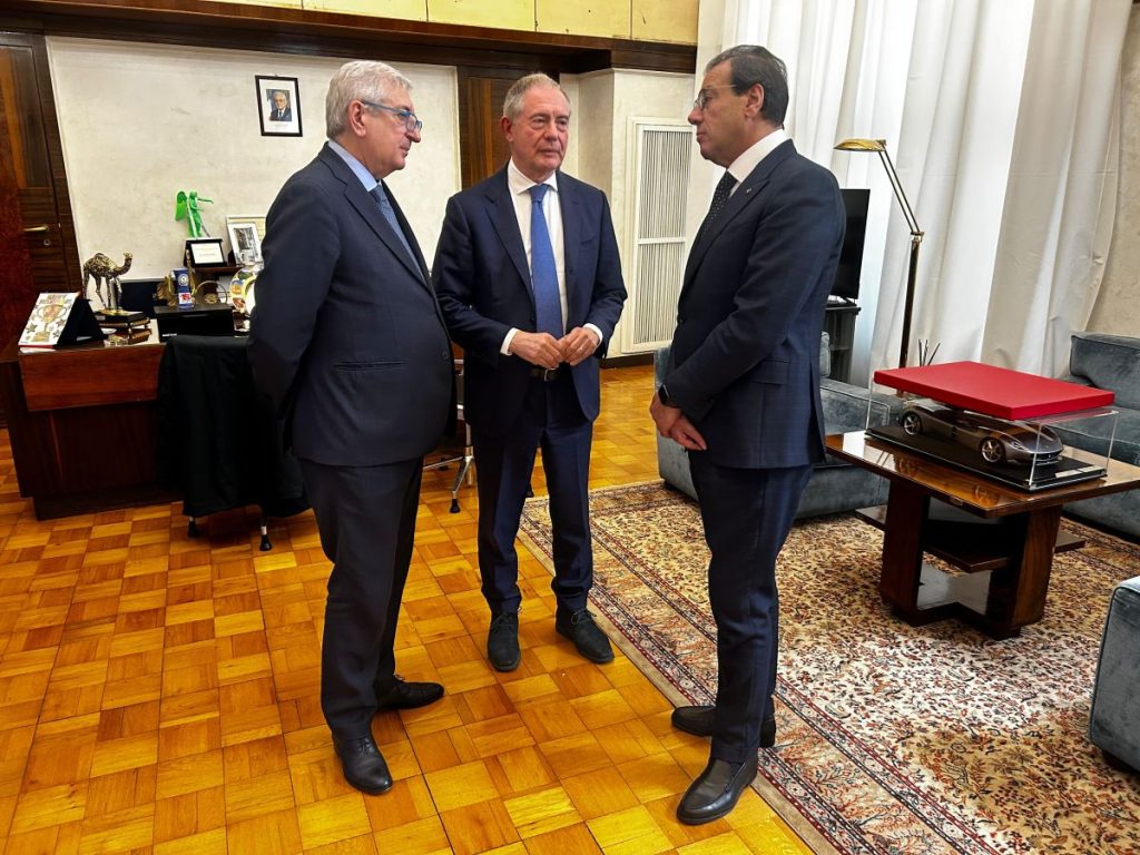 /var/www/clients/client1/web34/web/wp-content/uploads/2026/04/20260401_1068