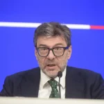 Giorgetti “Se la crisi perdura valutare sospensione del patto di stabilità”